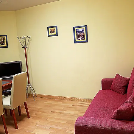 Apartament Toro 33 *